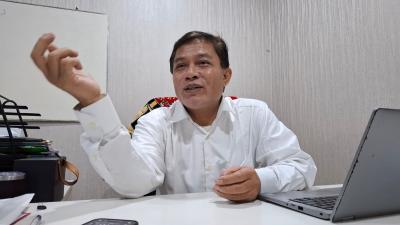 Kepala Bidang BMD pada BKAD Tangsel, Sugeng Rahadi saat menjelaskan perihal progres sertifikat aset.