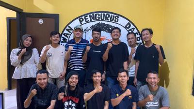 Pengurus DPD TMI Lebak berfoto bersama persiapan Hari Tani Nasional 2026.(Istimewa)