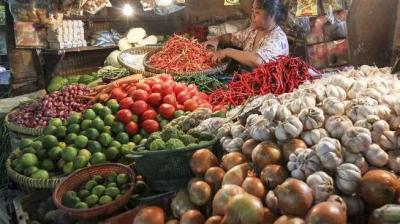 Sembako di pasar tradisional. Foto : Ist