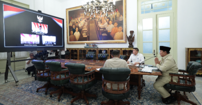 Presiden Prabowo pada peresmian jembatan dan sumber air via virtual dari Istana. Foto : Ist