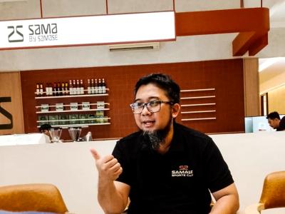 Direktur Samase Sports Club Bintaro Nizar Arya Putra menjelaskan konsep gym privat, wellness, dan Muslim lifestyle dalam press conference grand launching Samase Sports Club Bintaro, Rabu (27/8/2026). (tangselpos.id/lim)