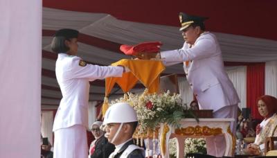 Bupati Tangerang Moch. Maesyal Rasyid bertindak sebagai inspektur upacara 17 Agustus 2026di Lapangan Raden Aria Yudhanegara, Puspemkab Tangerang, Senin (17/8/26). Foto : Humas. Kab. Tangerang