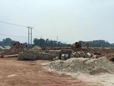 Proses pembangunan 104 hunian tetap di Kampung Cigobang, Desa Banjarsari, Kecamatan Lebakgedong, Kabupaten Lebak, Minggu (18/10/2026).(Istimewa)